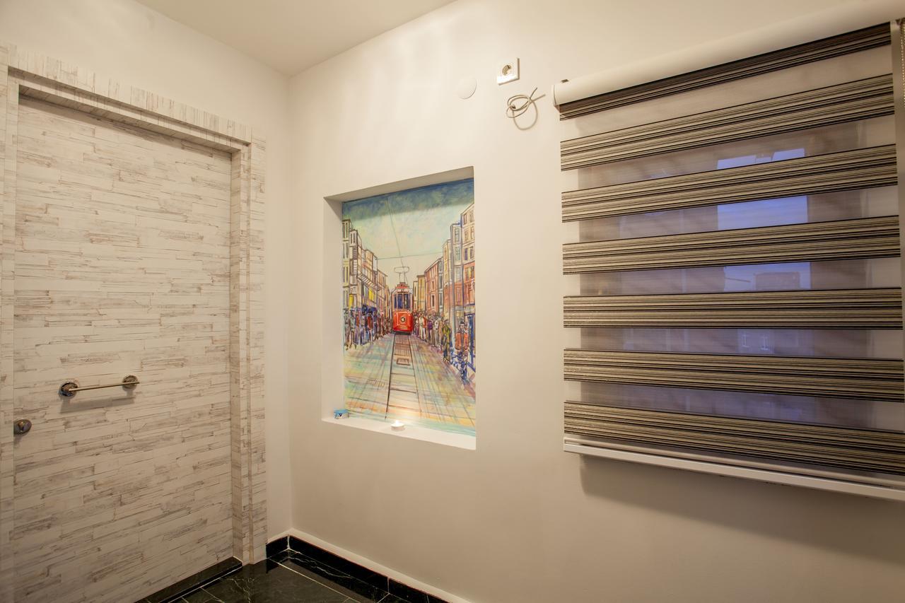 Taksim Sem House Hotel Istanbul Bagian luar foto